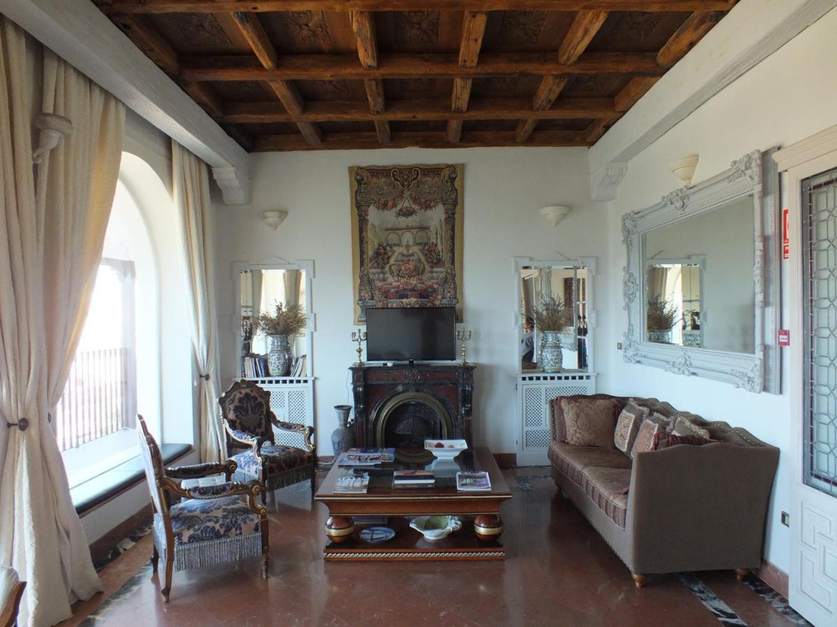 Casa Palacio Villazambra Hotel