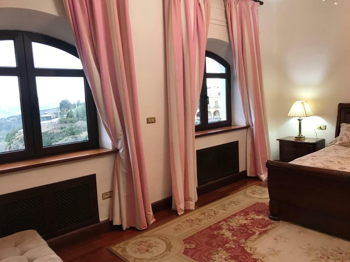 Hotel Casa Palacio Villazambra 4*